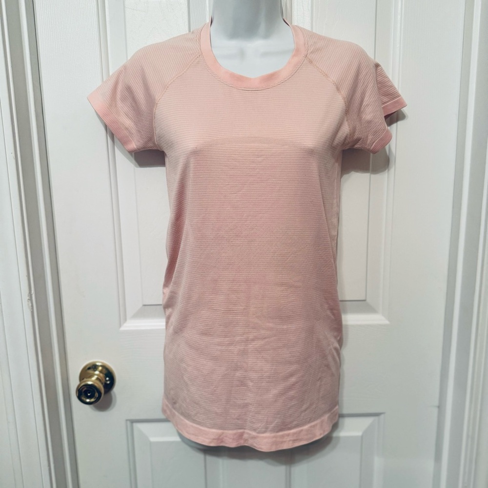Lululemon swiftly tech  Size 6